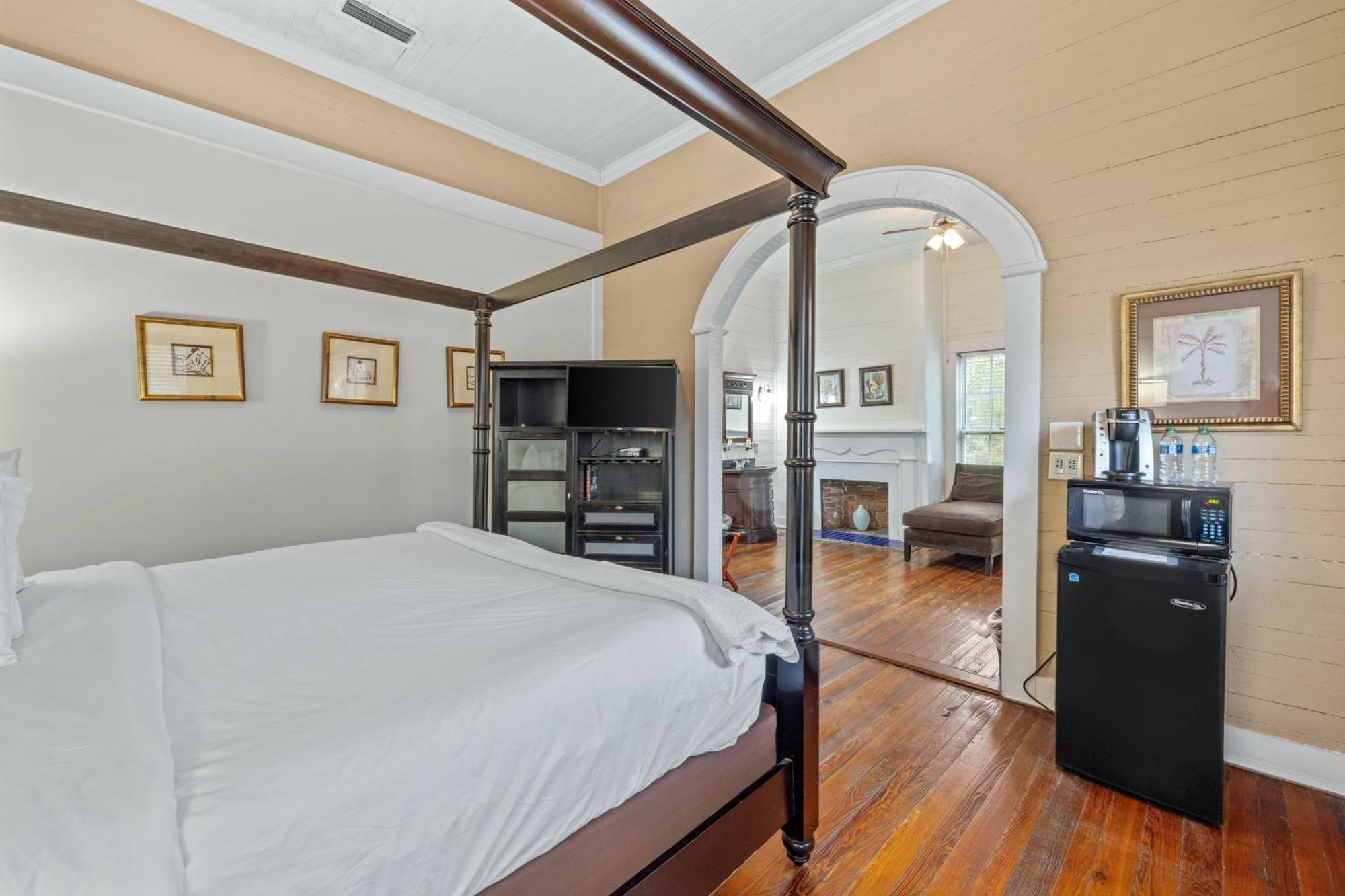 Coombs Inn & Suites Апалачикола Экстерьер фото