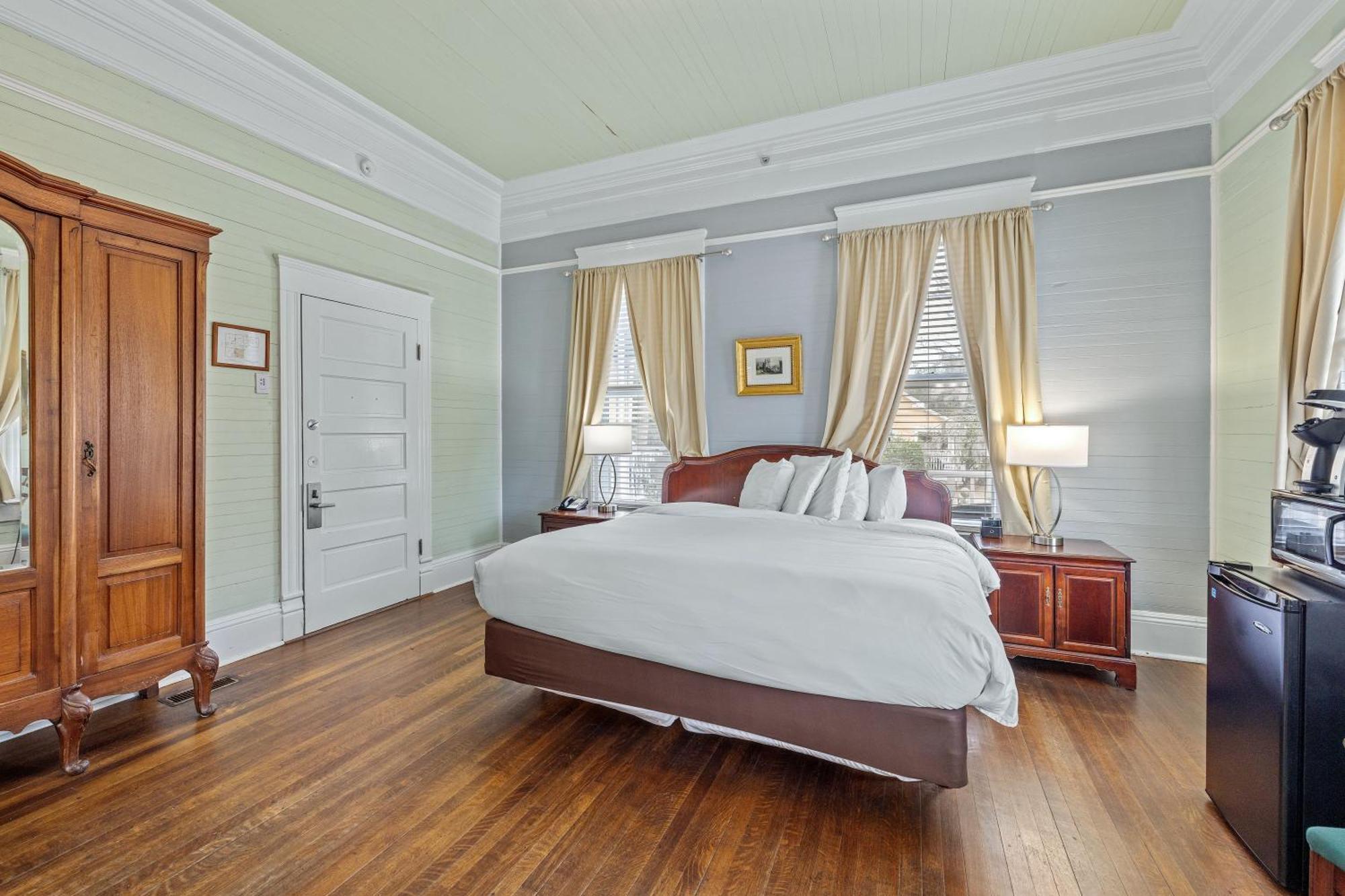 Coombs Inn & Suites Апалачикола Экстерьер фото